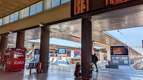 Venice Santa Lucia Train Station Guide 